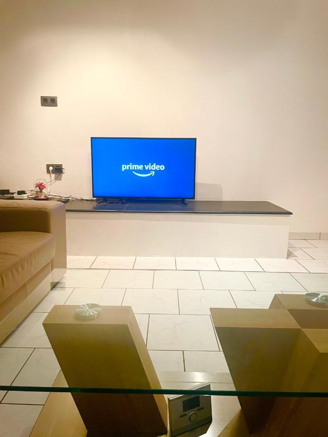 بروكسل Lovely 2 Bedrooms Apartment المظهر الخارجي الصورة
